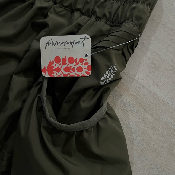 NWT FREE PEOPLE SHORTS - Picture 3 of 4